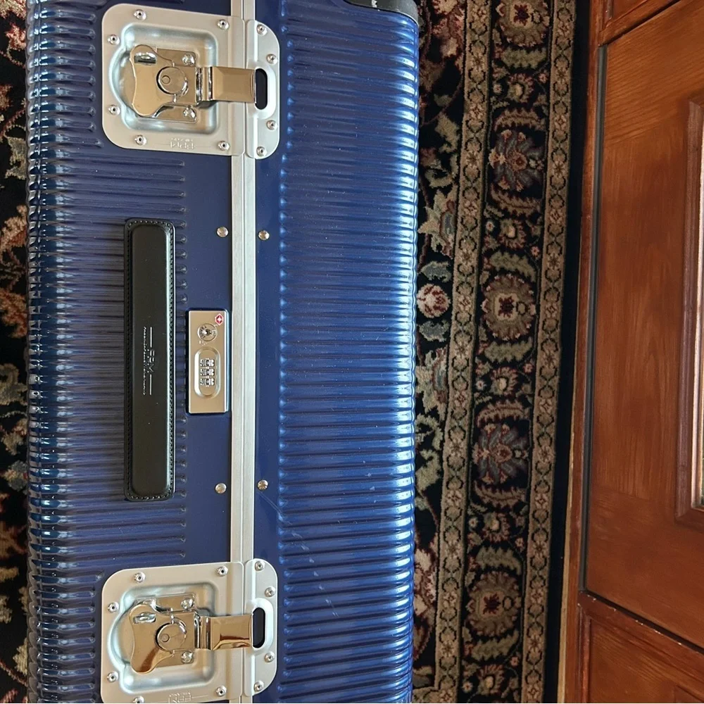 FPM Milano, hard Bank 58 collection suitcase, NWT